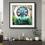 Póster Paz de la foto del Buda azul turquesa antiguo de H<br><div class="desc">"Paz". Afortunadamente descubrí esta estatua de Buda asiático en un exuberante jardín hawaiano, exuberante paz y soledad. Cada vez que veo esta serena imagen de poster fotográfico, me hace contemplar e imaginar lo que puedo lograr. Hace un gran regalo para alguien especial! Usted puede personalizar fácilmente este poster además yo...</div>