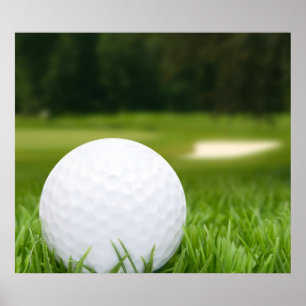 Póster Pelota de golf en hierba