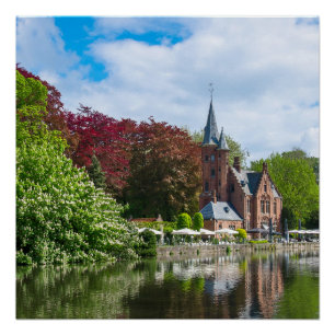 Póster Pequeño castillo cerca del lago en Brujas, Bélgica