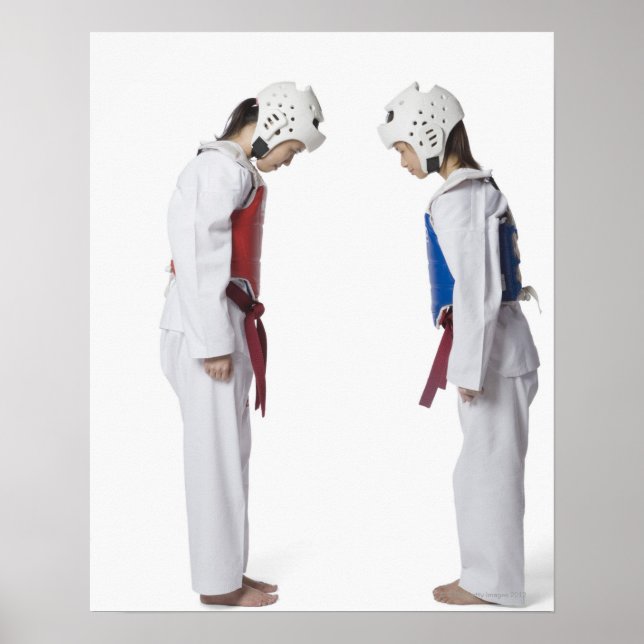 Póster Perfil lateral de dos jugadores de taekwondo incli (Frente)