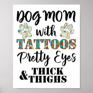 Póster Perro Mamá Con Tatuajes Bonitos Ojos Gruesos Y Len