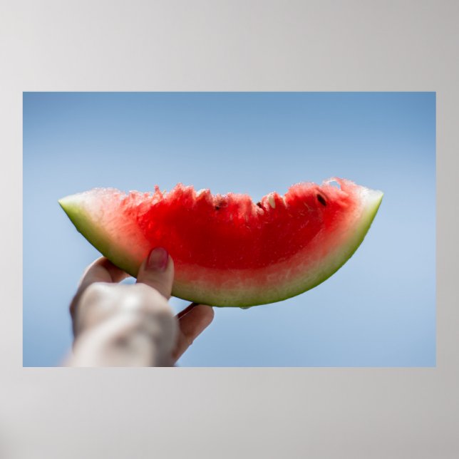 Póster Person holding sliced watermelon (Frente)