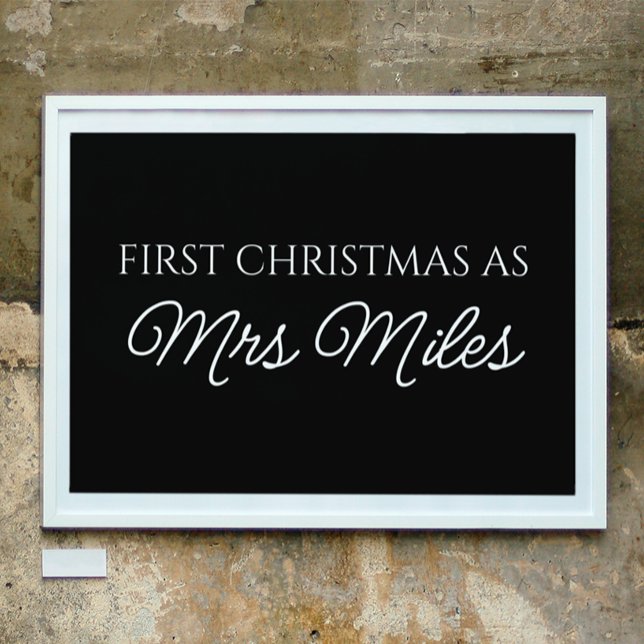 Póster Personalizada 'Primera Navidad como señora' Apelli (Personalized 'First Christmas as a Mrs.' Surname Poster)