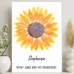 Póster Personalizado Eres Mi Sunshine Sunflower<br><div class="desc">Este poster único está decorado con un girasol acuático amarillo y las palabras "Eres mi sol". Personalizable fácil con un nombre o monograma. Para seguir editando, utilice la Herramienta de diseño para cambiar el tipo de letra, el tamaño de la fuente o el color. Porque creamos nuestra obra de arte...</div>