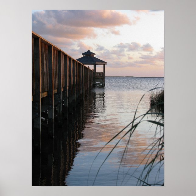 Póster Pier y Gazebo al atardecer, Poster de CN de Bancos (Frente)