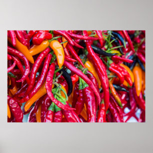 Póster Pimientos Picantes Calientes En El Mercado De Agri