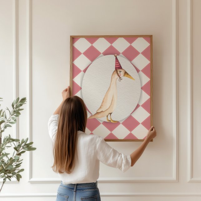 Póster Pink Silly Goose Nursery Wall Art Imprimir (Coquette-inspired pink nursery with a framed silly goose art print on a beige harlequin background)