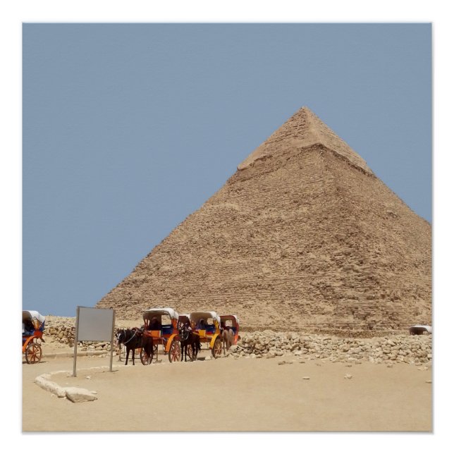 Póster Pirámide de Khafre y una cadena de carros (Anverso)