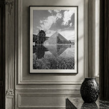 Pirámide del Louvre París Reflexión Blanco y Negro
