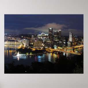 Póster Pittsburgh Skyline at Dusk Poster