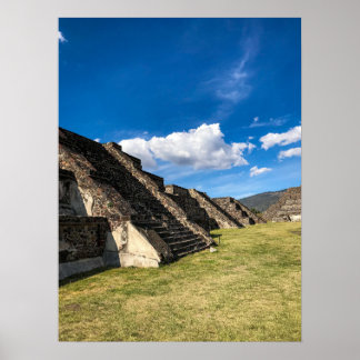 Póster Plataformas de Piedra de Teotihuacan Bajo Cielo Az
