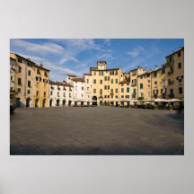 Plaza Anfiteatro Piazza en Lucca - Toscana, Italia