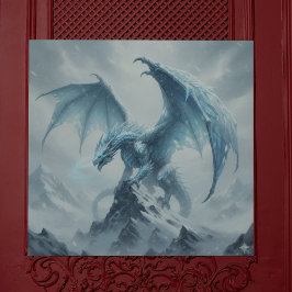 Póster Poderoso Dragón de Hielo en una Cima de Montaña