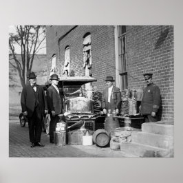 Póster Policía Con Alambique Incautado, 1922. Foto Antigu