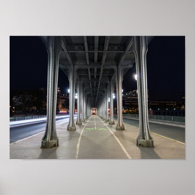Póster Pont de Bir-Hakeim por la noche - París, Francia (Frente)