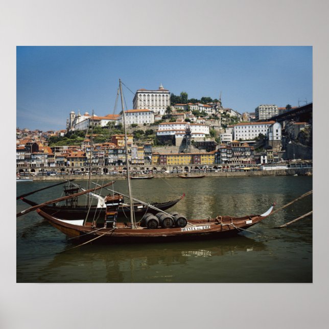 Póster Portugal, Oporto, Barco Con Barriles De Vino (Frente)