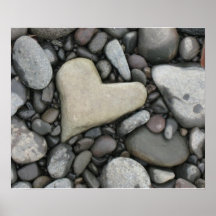 Poster de amor en las rocas