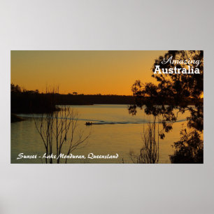Póster Poster de la puesta de sol en el lago Monduran