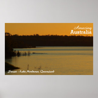 Póster Poster de la puesta de sol en el lago Monduran