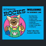 Póster Poster de reglas de aula de Science Lab<br><div class="desc">La ciencia Rocks. Gato siamés lindo con gafas de seguridad y portando una micropipeta y un tubo de prueba en la clase de laboratorio de ciencias de la escuela. Un ratón de laboratorio saca el dedo del bolsillo de su delantal. Enumera los nombres de los profesores, las normas de seguridad,...</div>