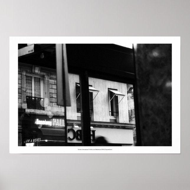 Póster Poster de ventanas y reflexiones de atmósfera pari (Frente)