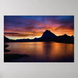 Póster Poster du Pic du Midi d'Ossau au lever du jour