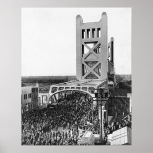 Póster Poster fotográfico de apertura de puente en torre