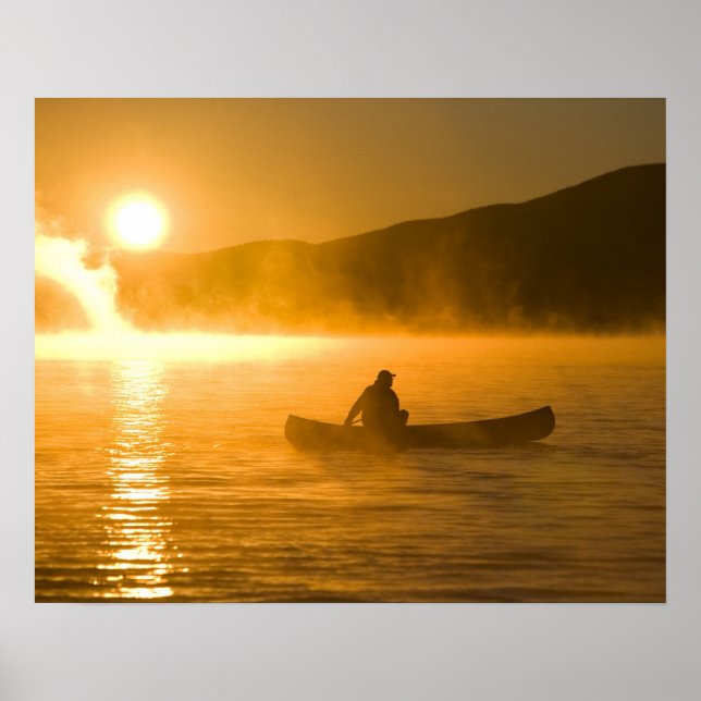 Póster Practicando canoa en Lily Bay al amanecer, Lago Mo (Frente)