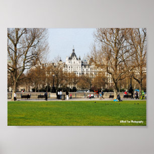 Póster Primavera en el Embankment