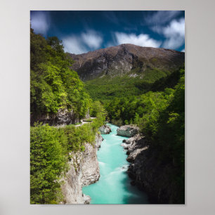 Póster Primavera en el río Soča desde el puente de Napole