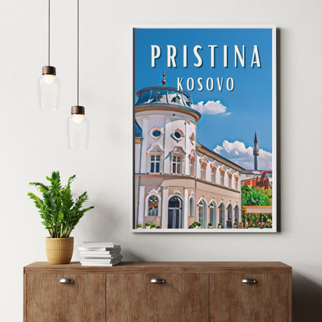 Póster Pristina, le coeur du Kosovo (La ville de Pristina est exacte près des monts ts Goljak et à quelques kilomètres au nord des monts)