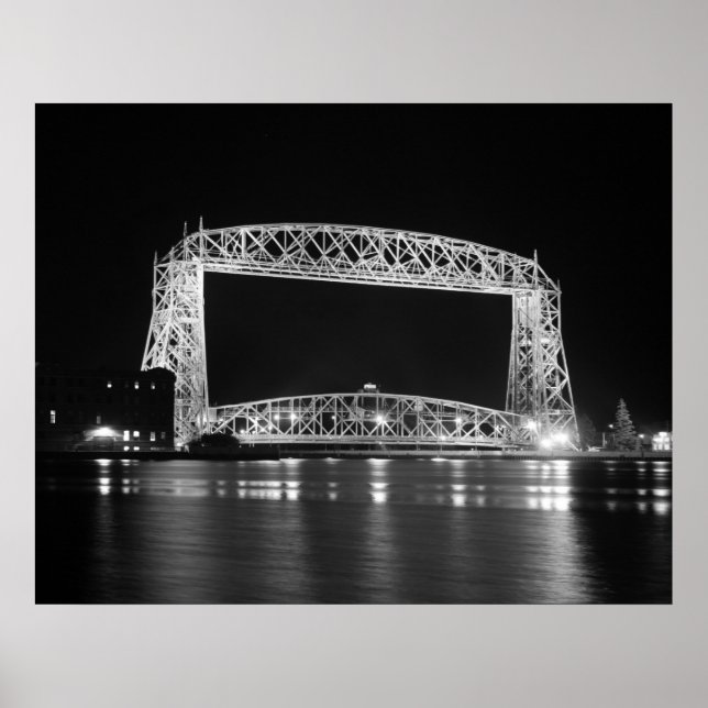 Póster Puente de elevación aérea foto en blanco y negro (Frente)