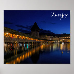 Póster Puente de la capilla suiza de Lucerna de noche