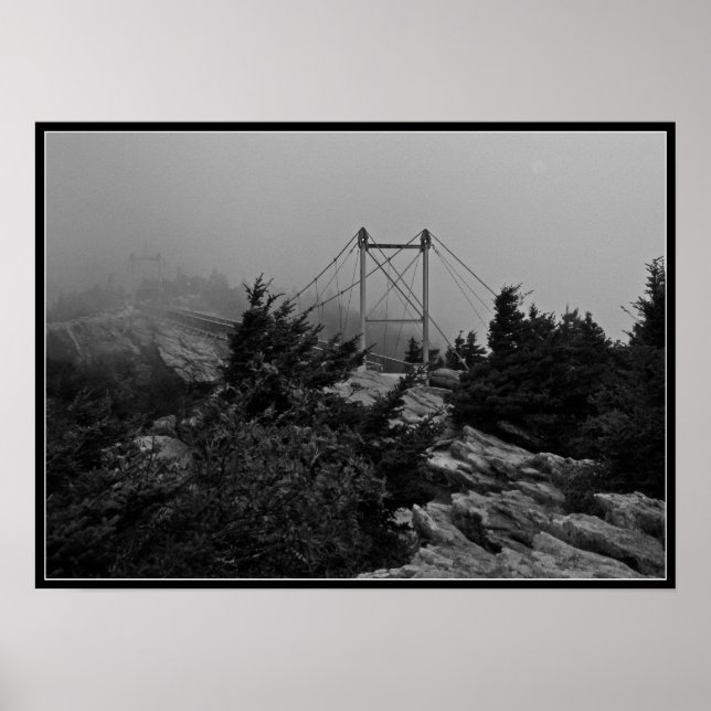 Póster Puente de niebla sobre el Poster de Montaña Abuelo (Frente)