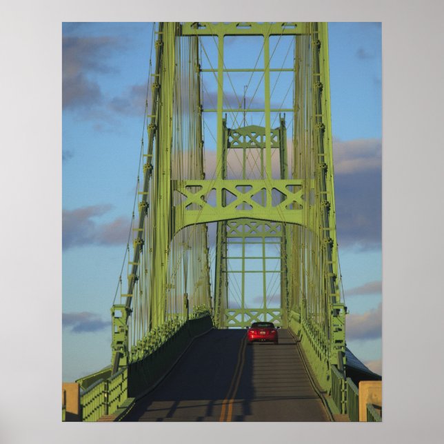 Póster Puente de suspensión sobre la pequeña isla de cier (Frente)