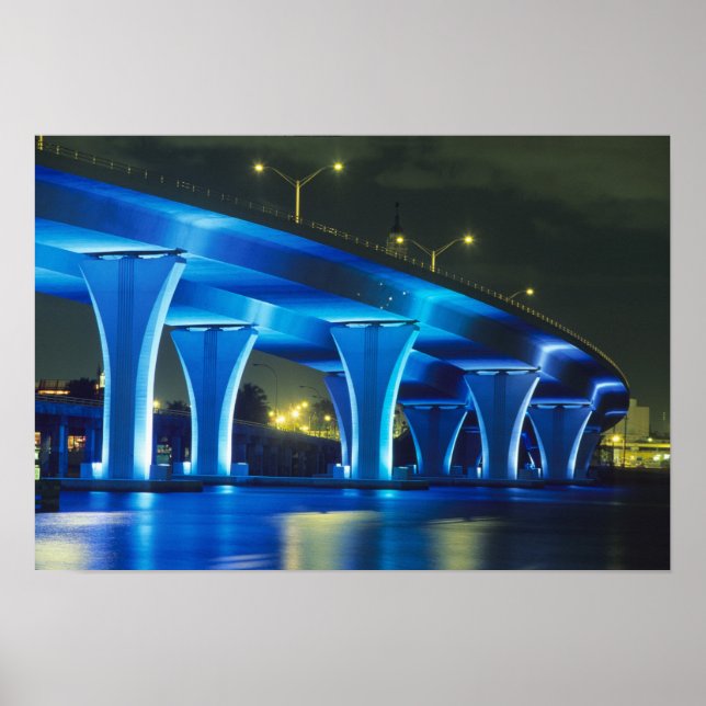 Póster Puente nocturno en Puerto Miami, Florida (Frente)