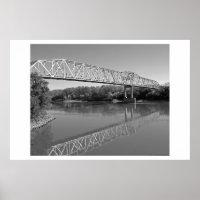 Puente Sobre El Río Missouri (B & W)