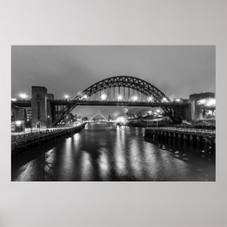 Póster Puente Tyne de noche