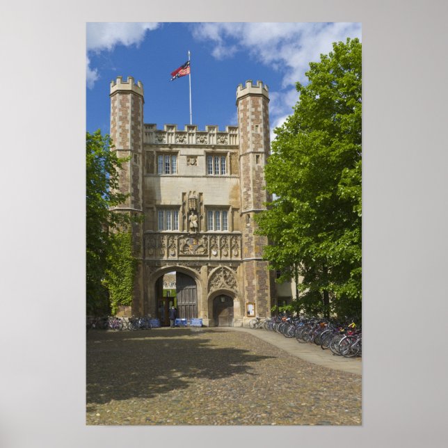 Póster Puerta al Trinity College y filas de bicicletas, (Frente)