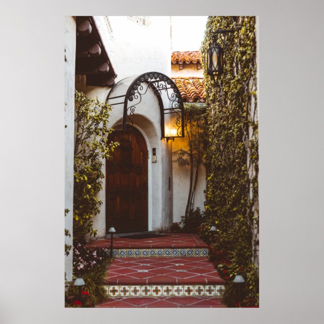 PÓSTER PUERTA DE MADERA MARRÓN CERRADA DURANTE EL DÍA (Frente)