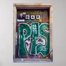 Puerta del Graffiti Bar