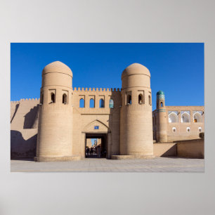 Póster Puerta Oeste de doble torre - Khiva, Uzbekistán
