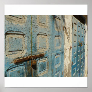 Póster puertas agrietadas
