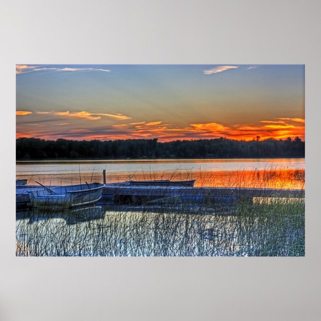 Póster Puesta de sol en Dock y Rowboat (Frente)