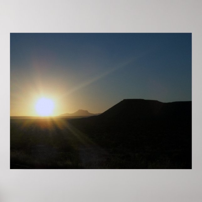 Póster puesta de sol en el desierto. (Frente)