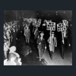 Póster ¡Queremos Cerveza! Protesta por la prohibición, co<br><div class="desc">Miembros de la Unión marchan para protestar por la ley de prohibición del alcohol y para exigir cerveza. Nueva Jersey,  1931.</div>