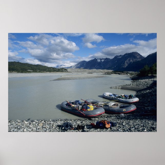 Póster Rafting the Alsek River downstream (Frente)