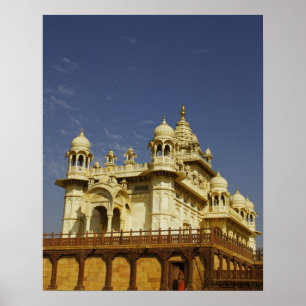 Póster Rajastán, India Una mujer de pie y activa