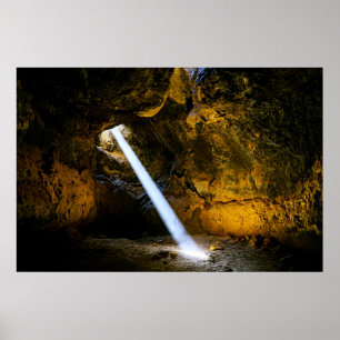Póster Rayo De Sol A Través De Un Tubo De Lava