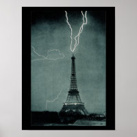 Rayo golpea la Torre Eiffel. Fotografía de época